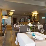 Perla Hotell 3*