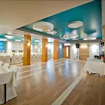 Perla 3*