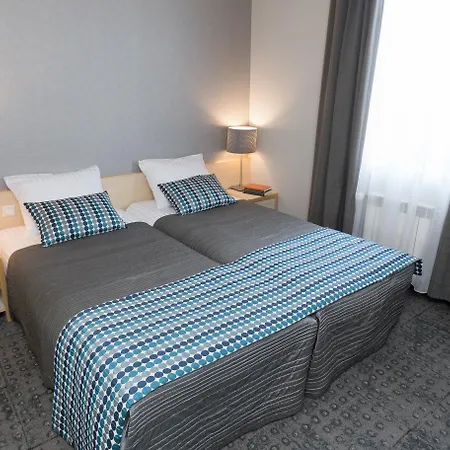 Hotell Perla 3*