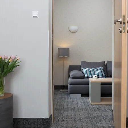 Perla Hotel 3*