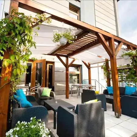 Hotel Perla 3*