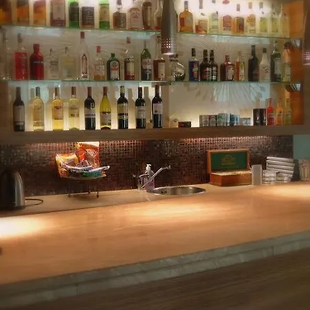 Perla Hotel 3*
