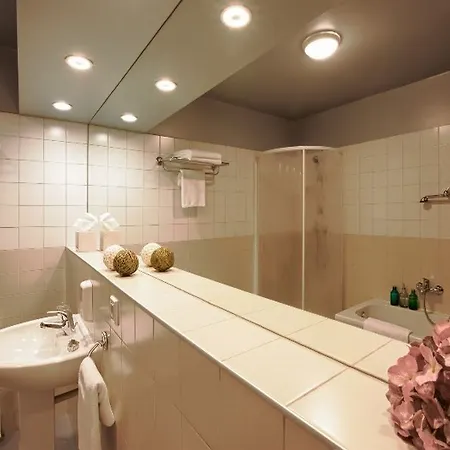 Hotel Perla 3*
